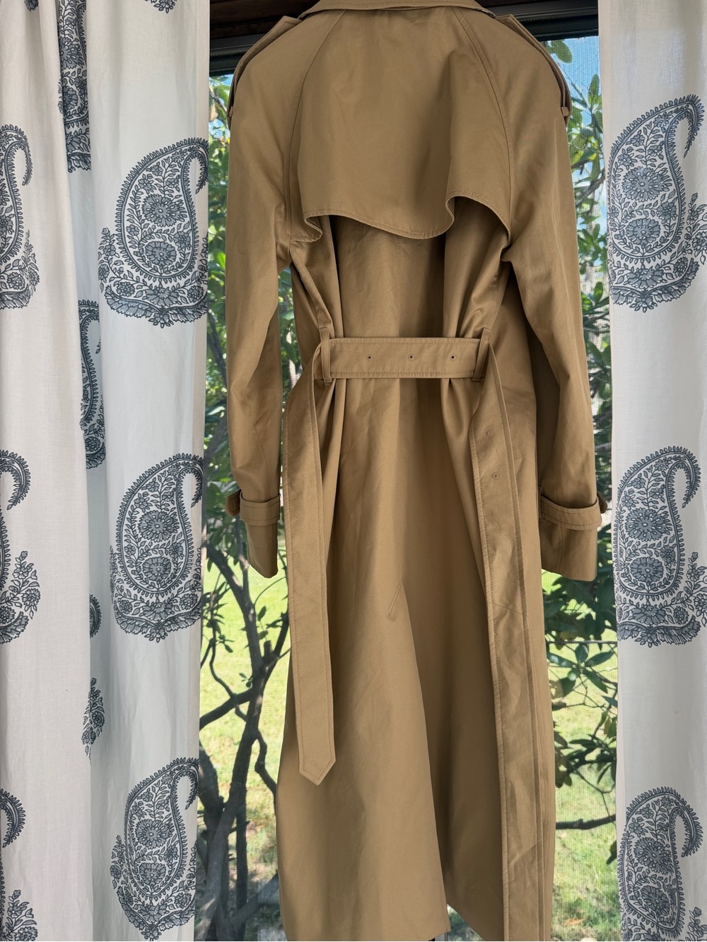 NEW Burberry Double-Breasted Long Castleford Trench Coat in Beige Cotton - Picture 7 of 16